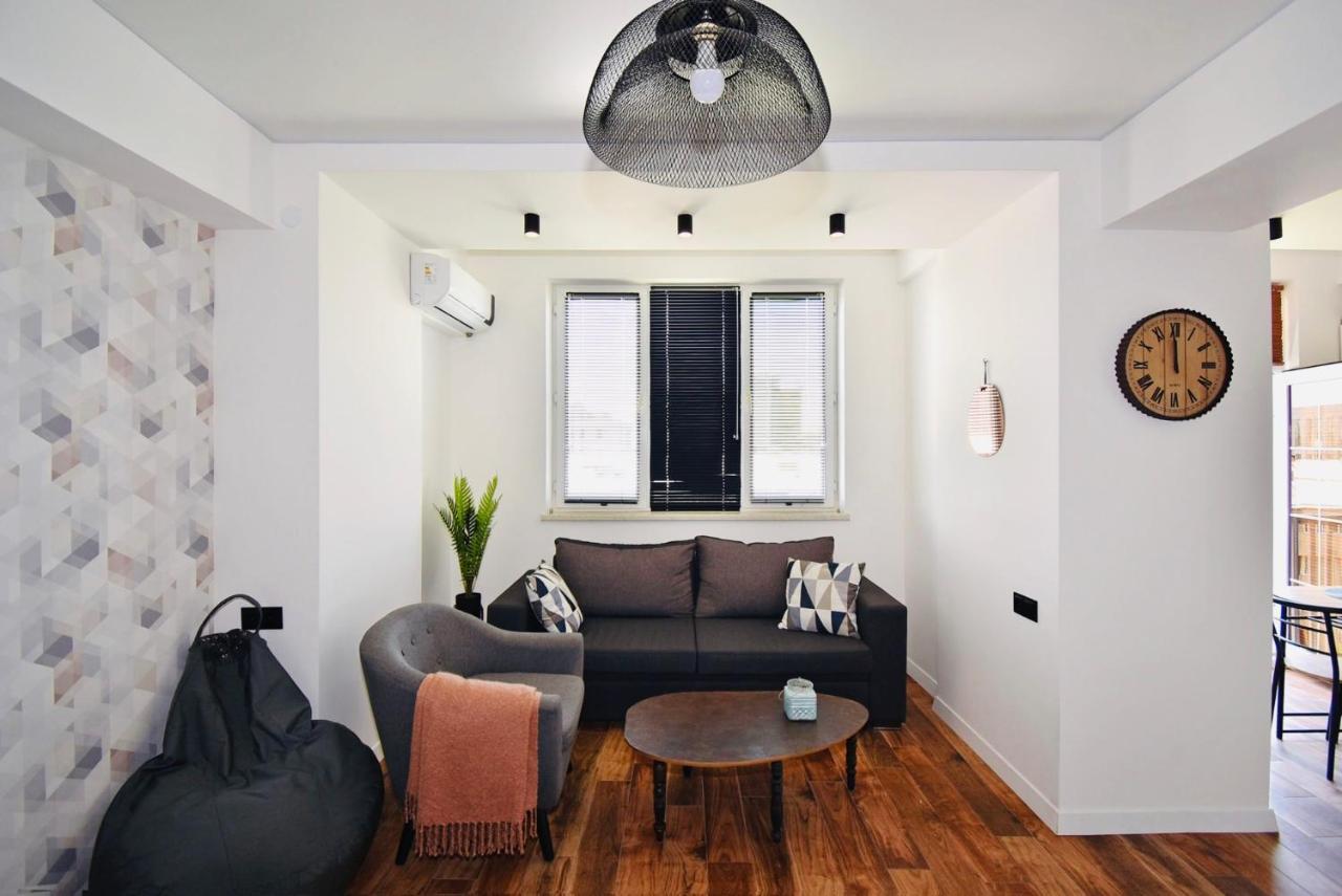 Magical Studio At Republic Square Apartamento Erevan Exterior foto